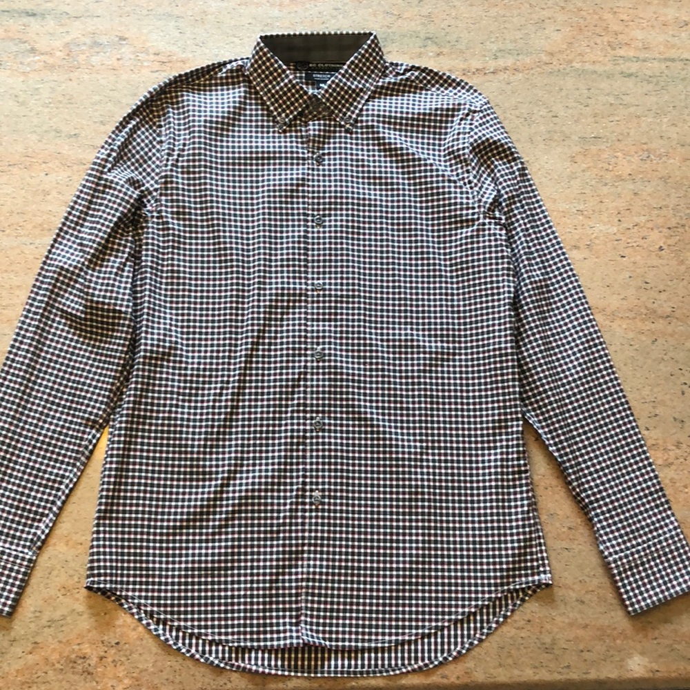 Men’s medium long sleeve dress shirt